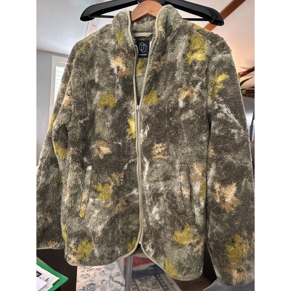 NWT Original Use Very Soft Fleece Yellow And Gray Jacket